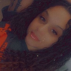 Meet your Posher, Alexandria